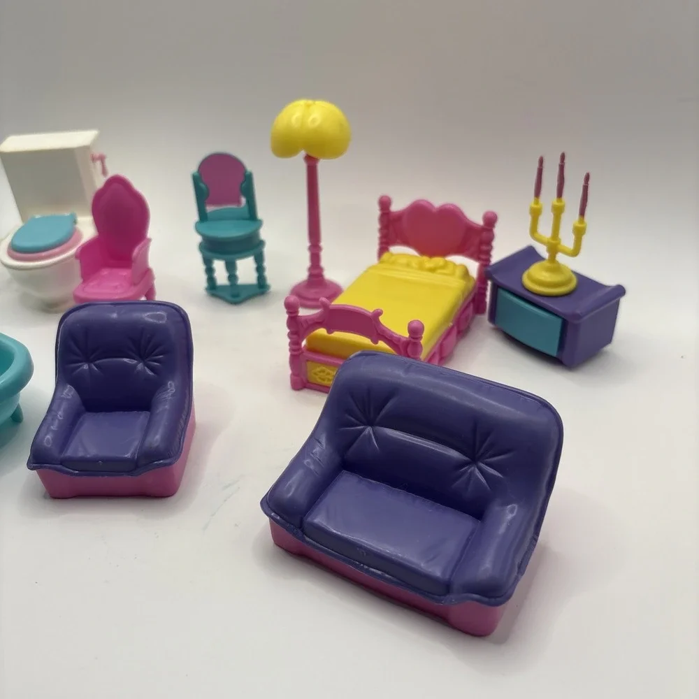 11 Vintage‎ Lot Of Doll House Plastic Furniture Colorful Bedroom Bathroom